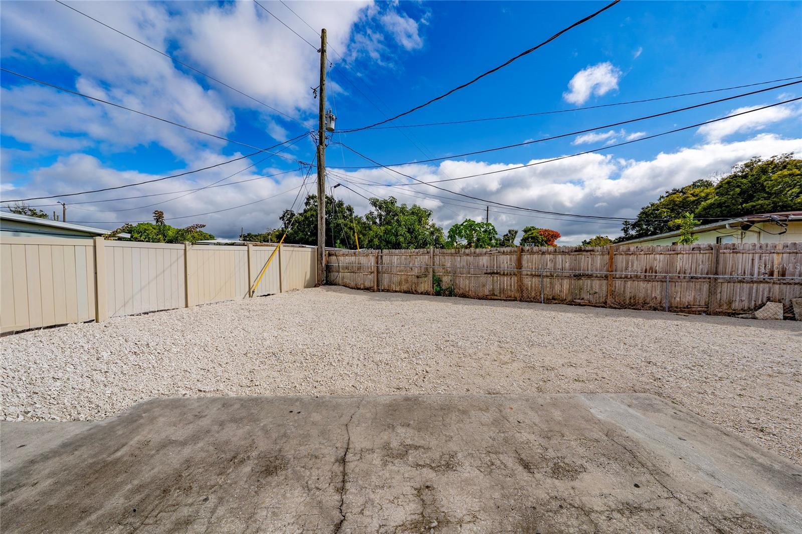 635 YUCATAN DR, ORLANDO, FL, 32807