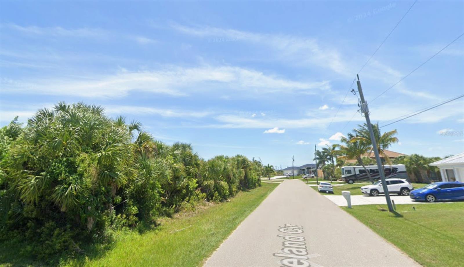 15225 LAKELAND CIR, PORT CHARLOTTE, FL, 33981