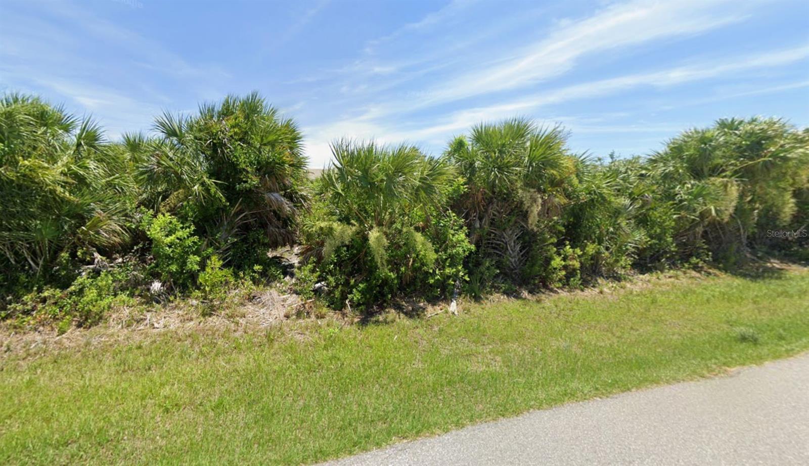 15225 LAKELAND CIR, PORT CHARLOTTE, FL, 33981