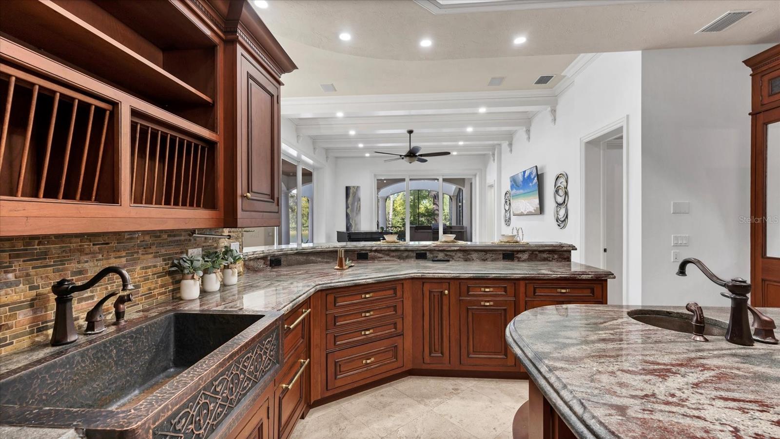 A4669881 Property Photo