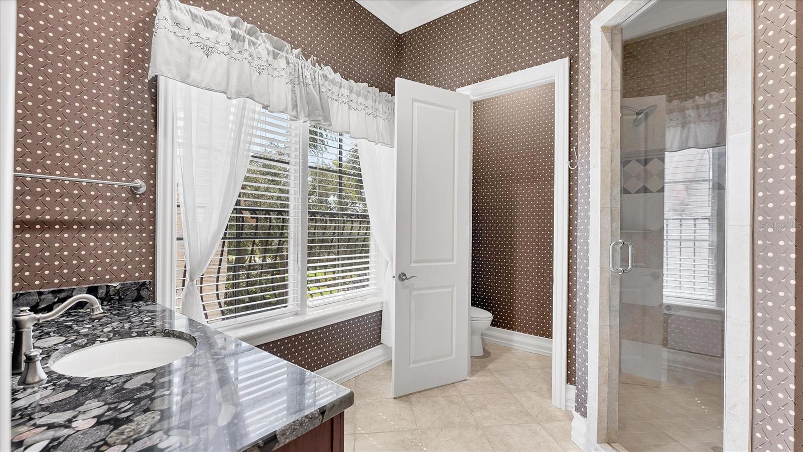 A4669881 Property Photo