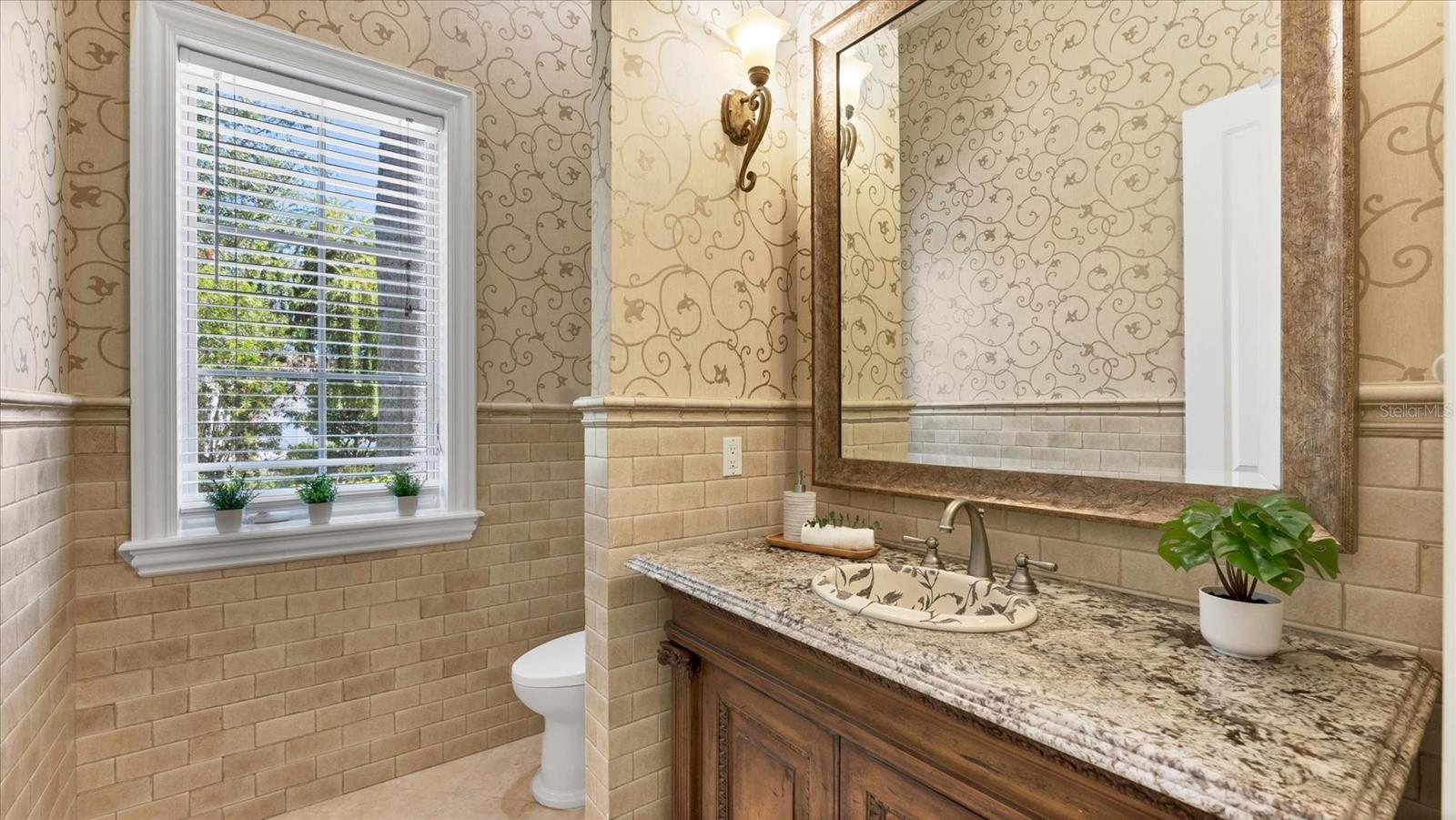 A4669881 Property Photo