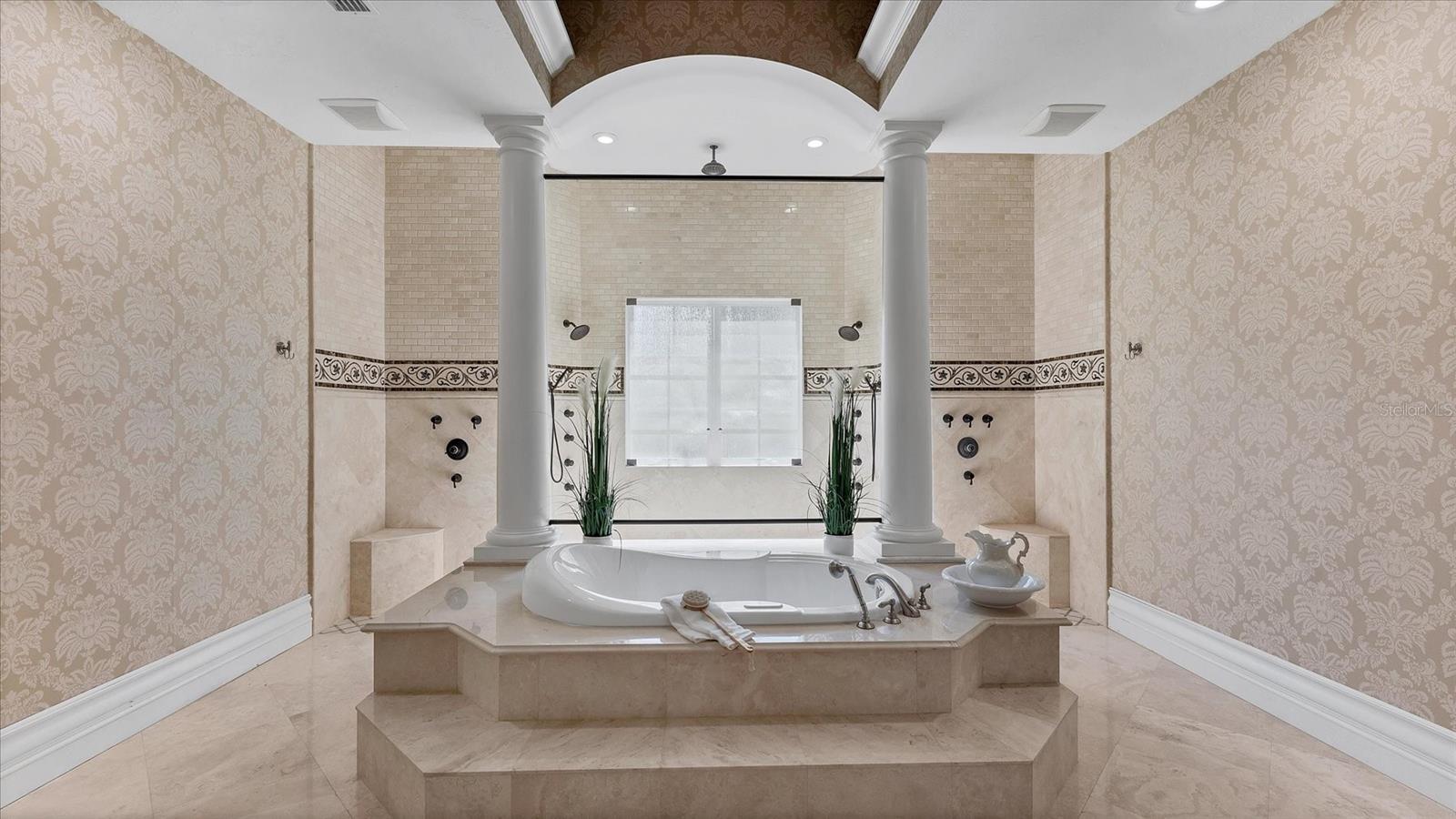 A4669881 Property Photo