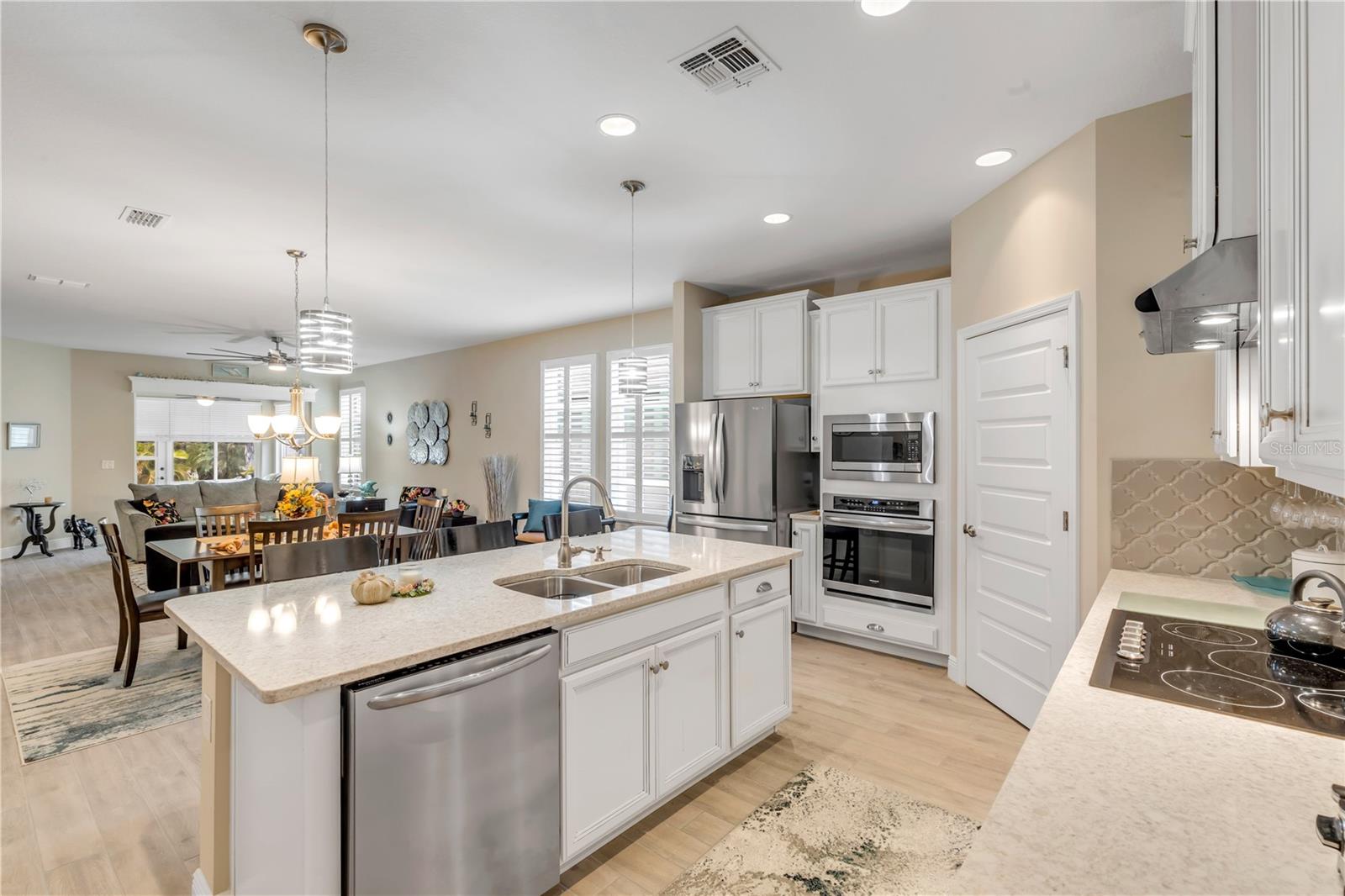 206 VENETIAN PALMS BLVD, NEW SMYRNA BEACH, FL, 32168