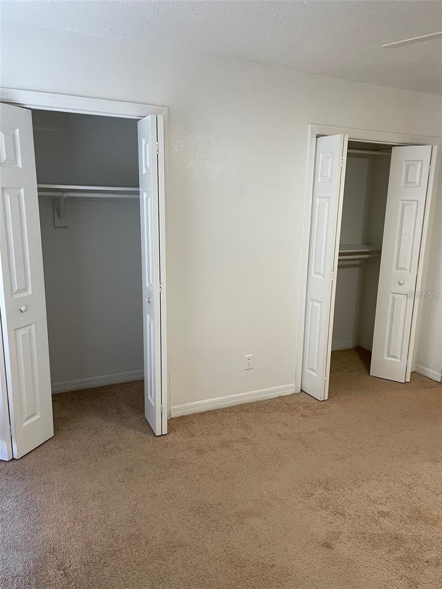 R4910137 Property Photo