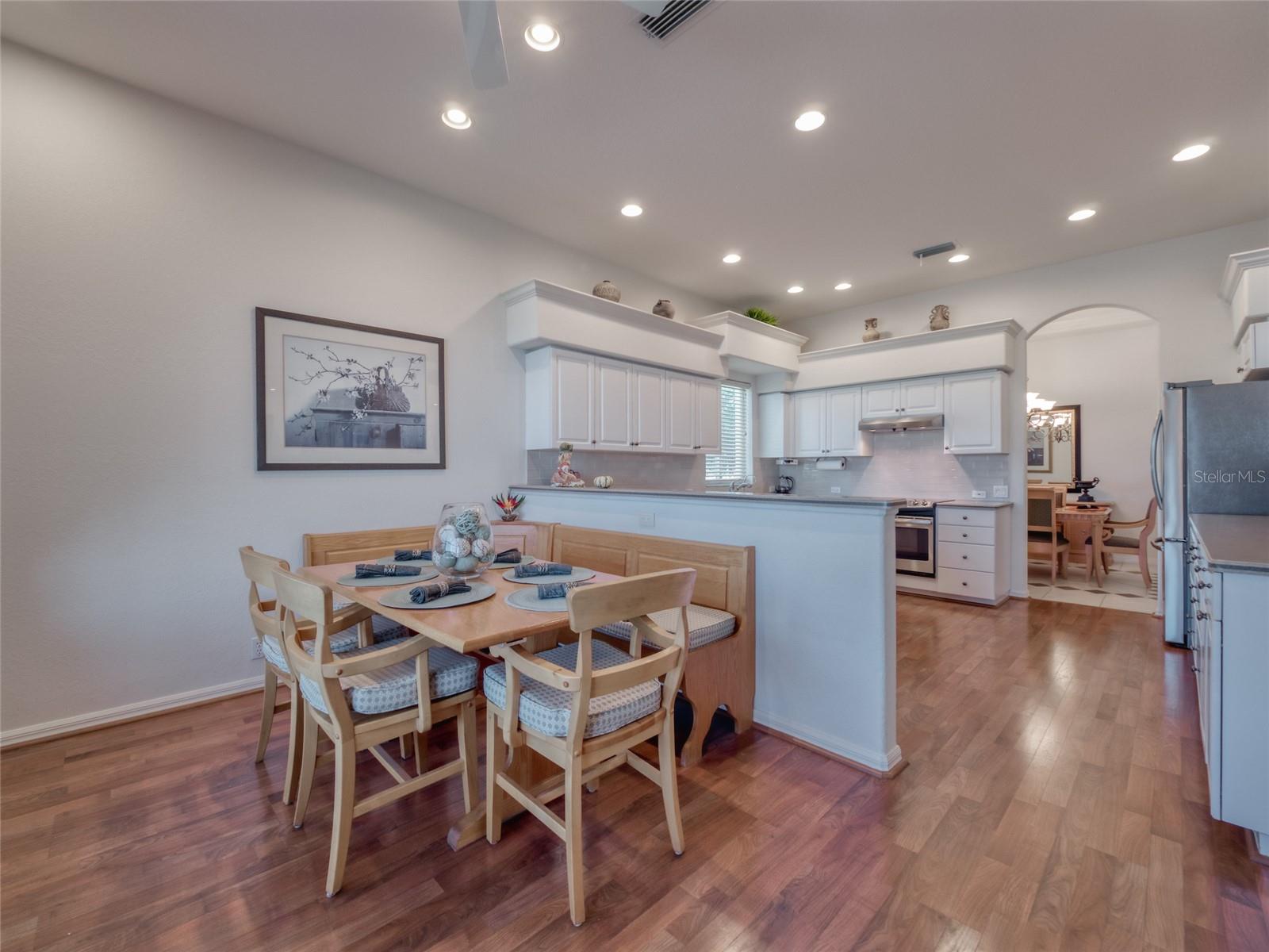 6631 WATERS EDGE WAY, LAKEWOOD RANCH, FL, 34202