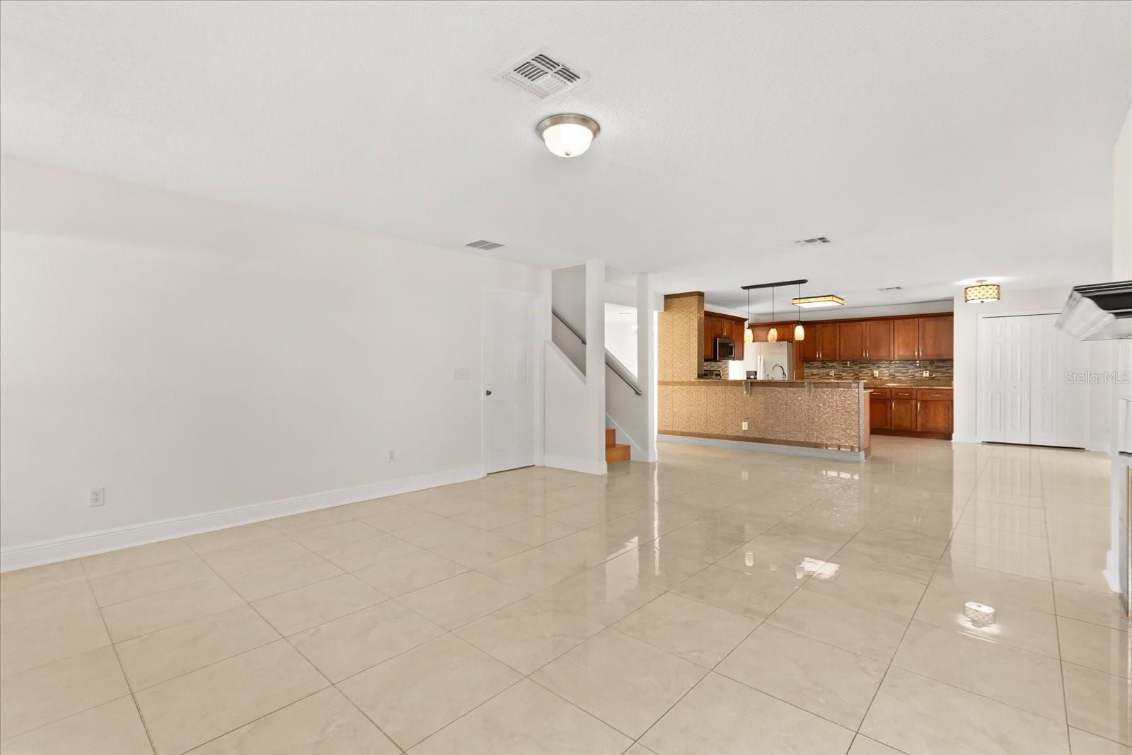 821 EASTCLIFFE CT, ORLANDO, FL, 32828