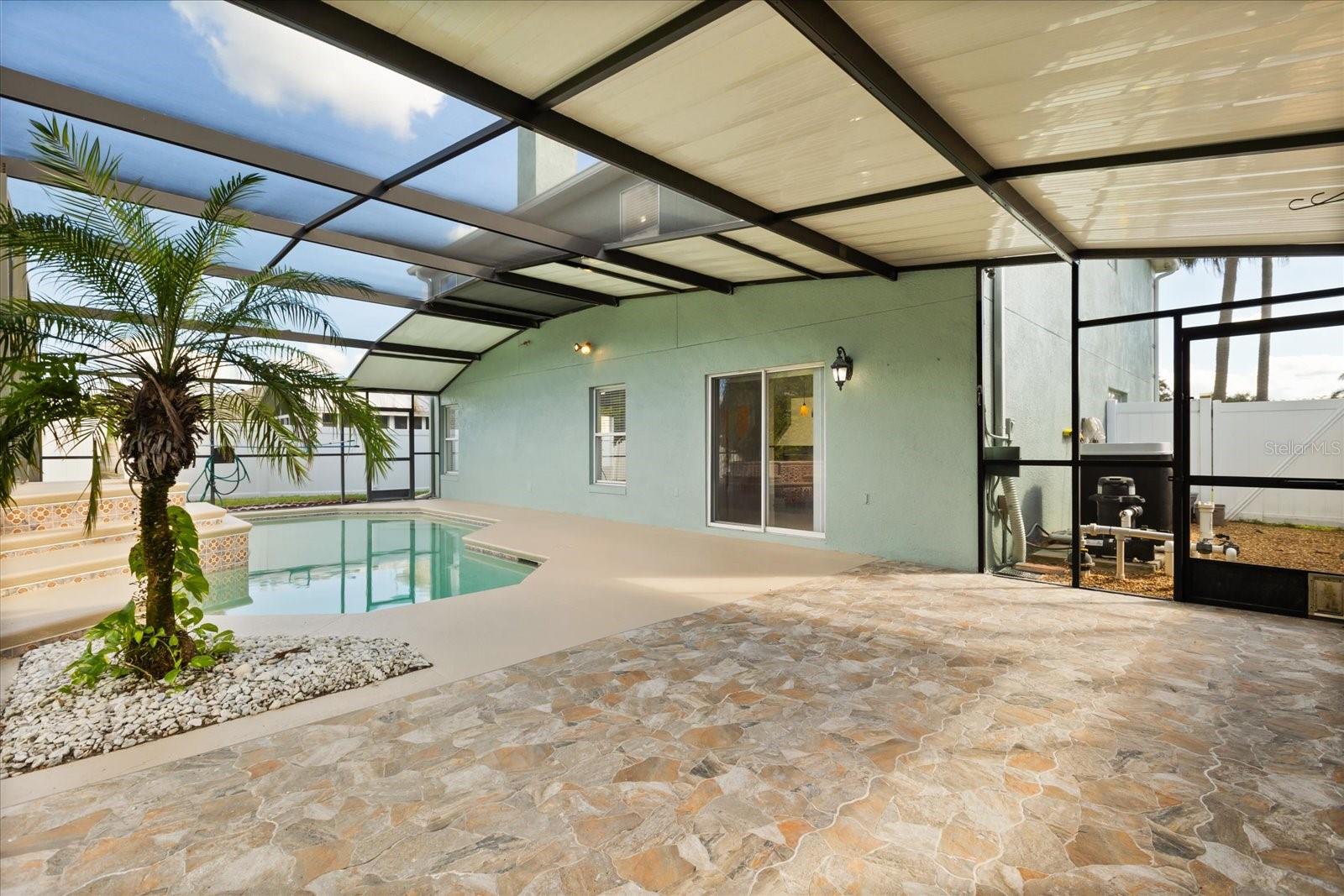 821 EASTCLIFFE CT, ORLANDO, FL, 32828