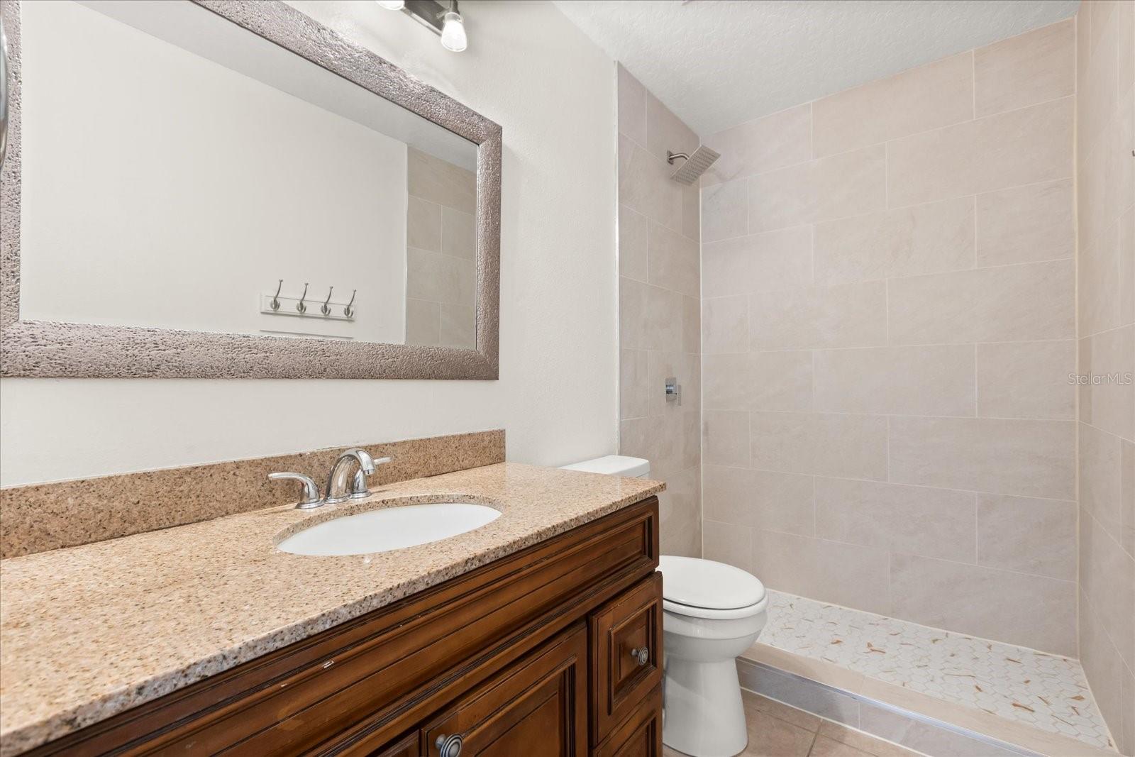 821 EASTCLIFFE CT, ORLANDO, FL, 32828