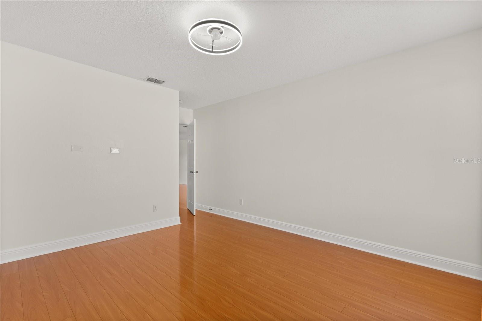 821 EASTCLIFFE CT, ORLANDO, FL, 32828