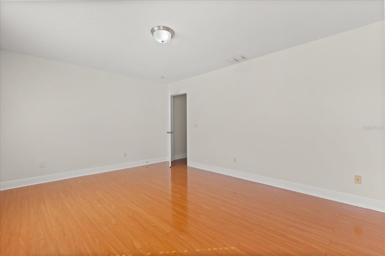 821 EASTCLIFFE CT, ORLANDO, FL, 32828