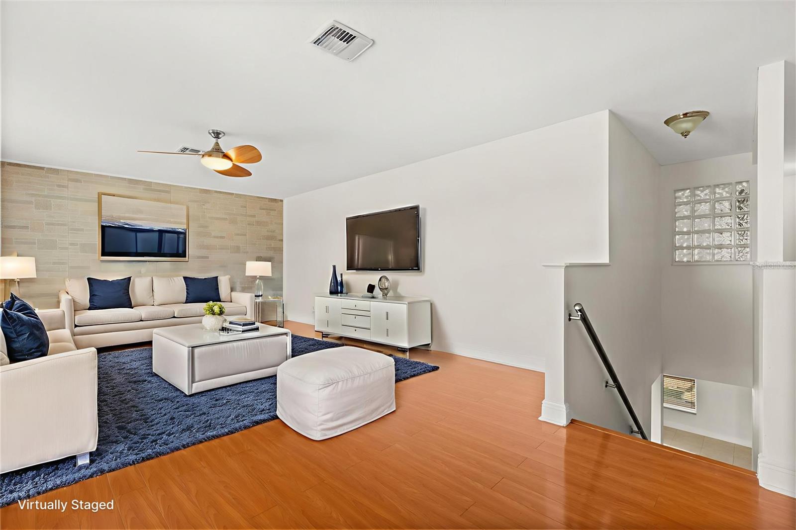 821 EASTCLIFFE CT, ORLANDO, FL, 32828