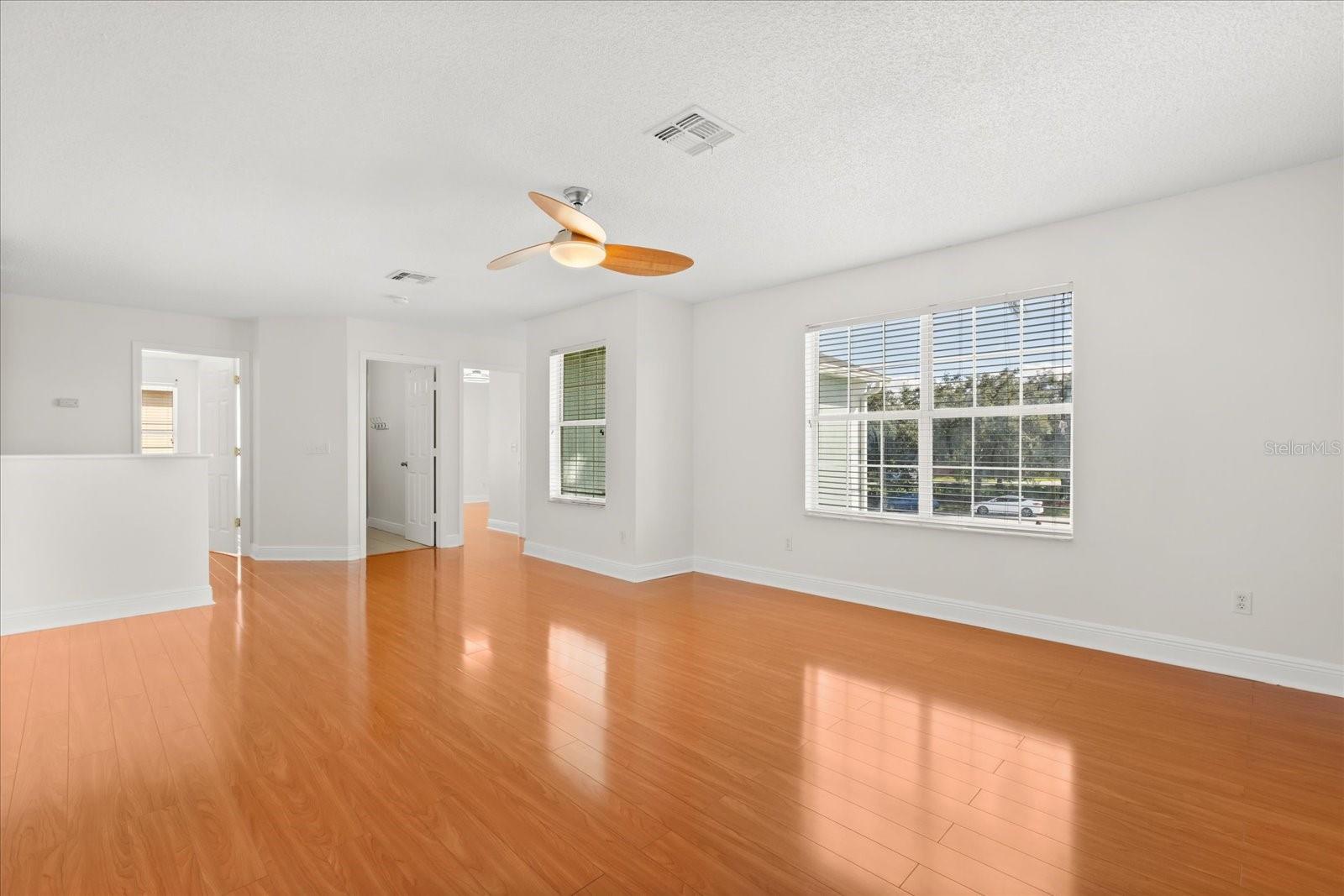 821 EASTCLIFFE CT, ORLANDO, FL, 32828