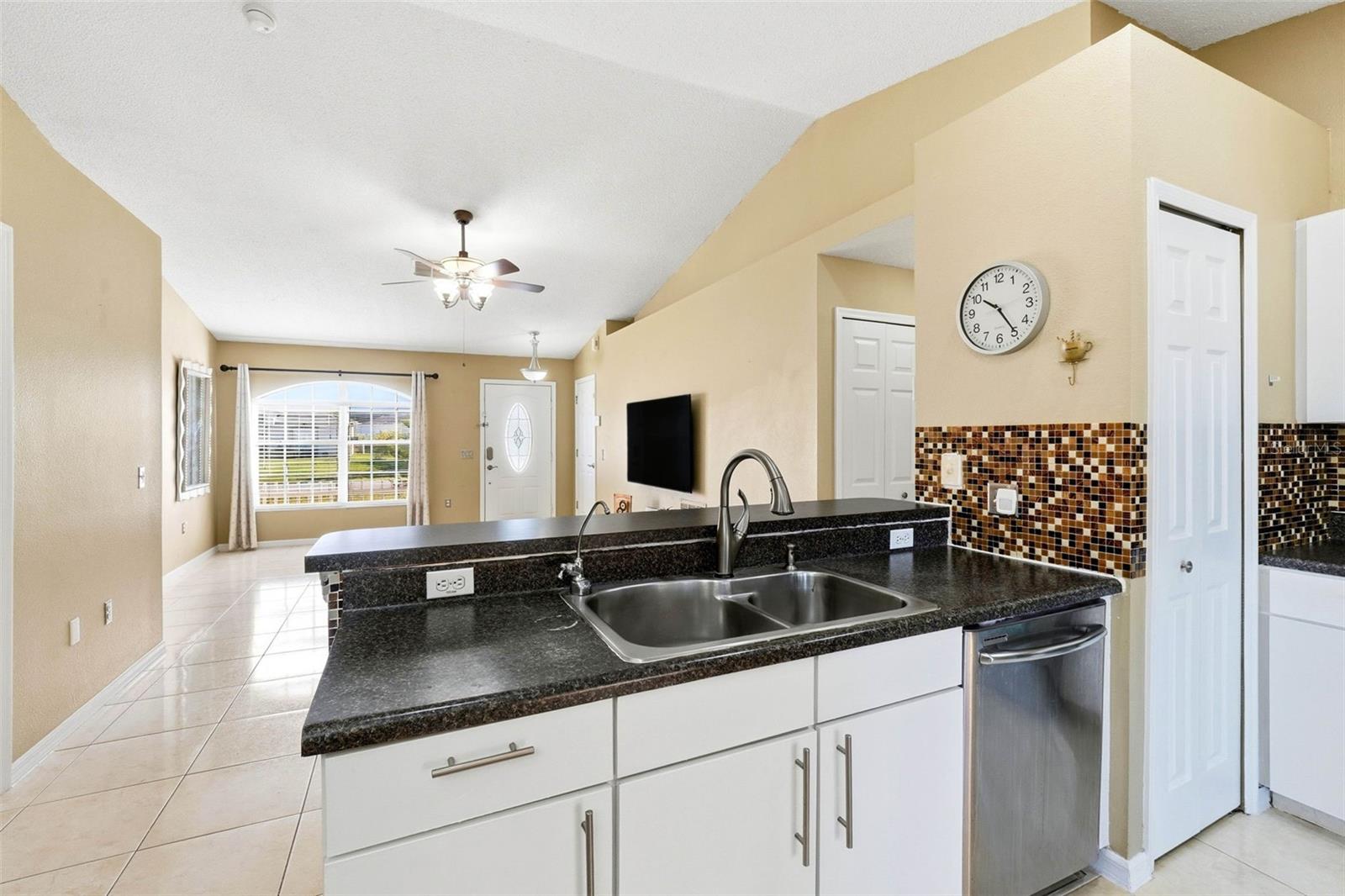 904 SAN CARLOS WAY, KISSIMMEE, FL, 34758