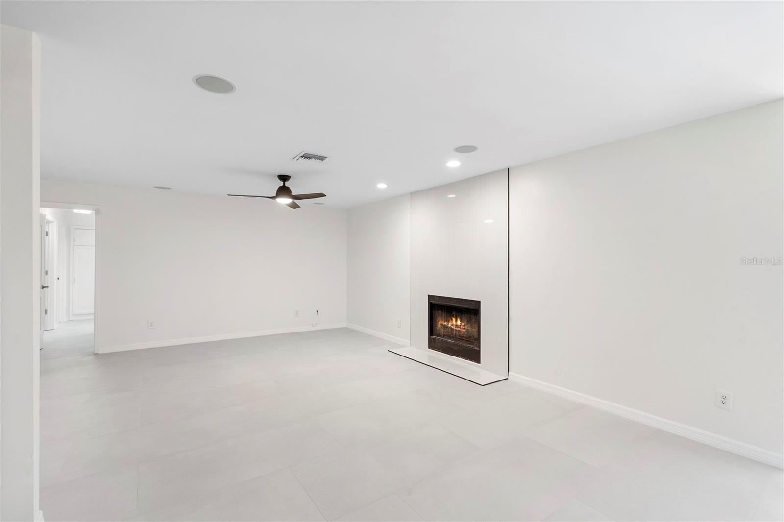 820 DE LA BOSQUE, LONGWOOD, FL, 32779