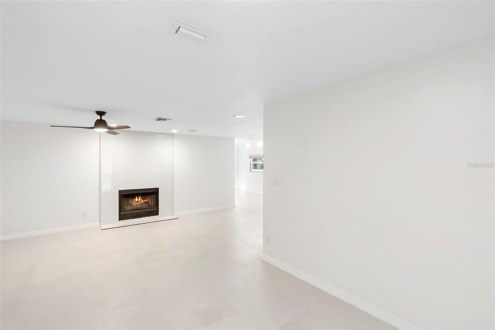 820 DE LA BOSQUE, LONGWOOD, FL, 32779