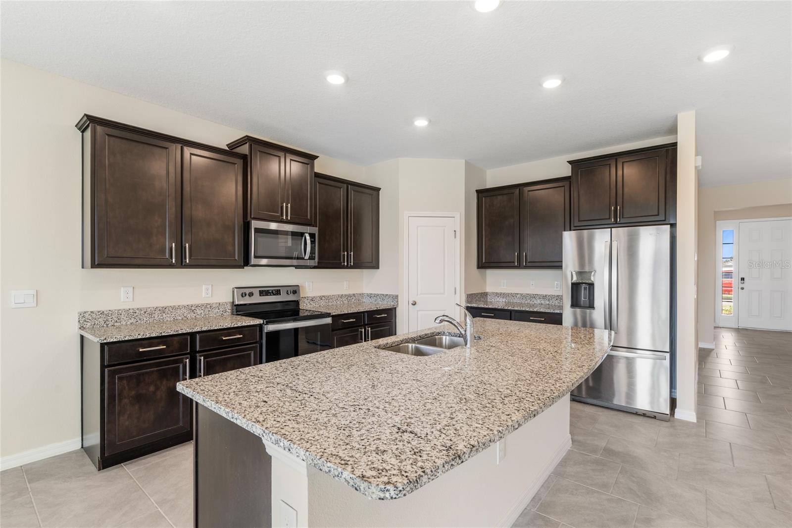 16781 GLACIER BAY LOOP, WIMAUMA, FL, 33598