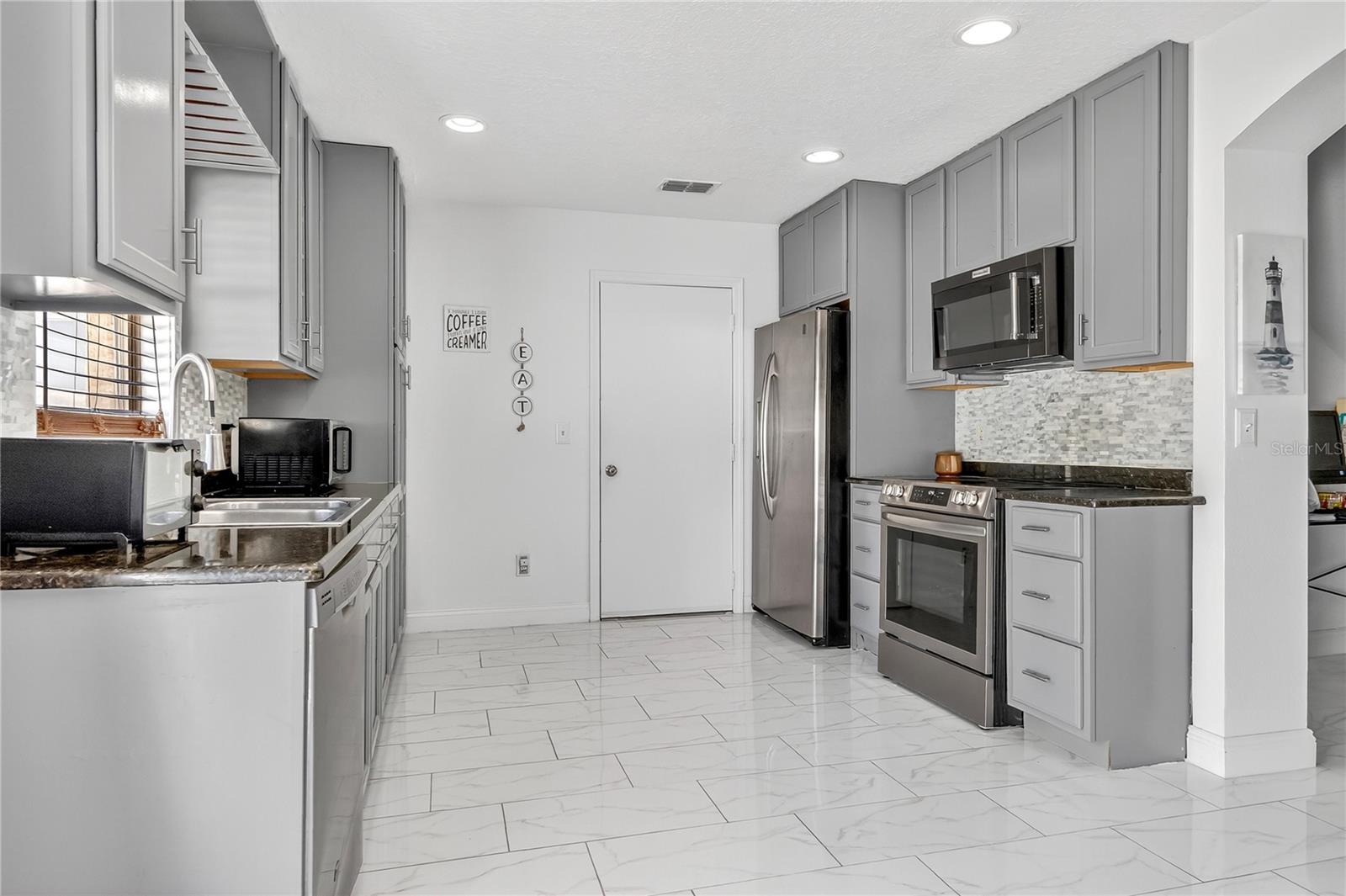 1425 CAREY GLEN CIR, ORLANDO, FL, 32824