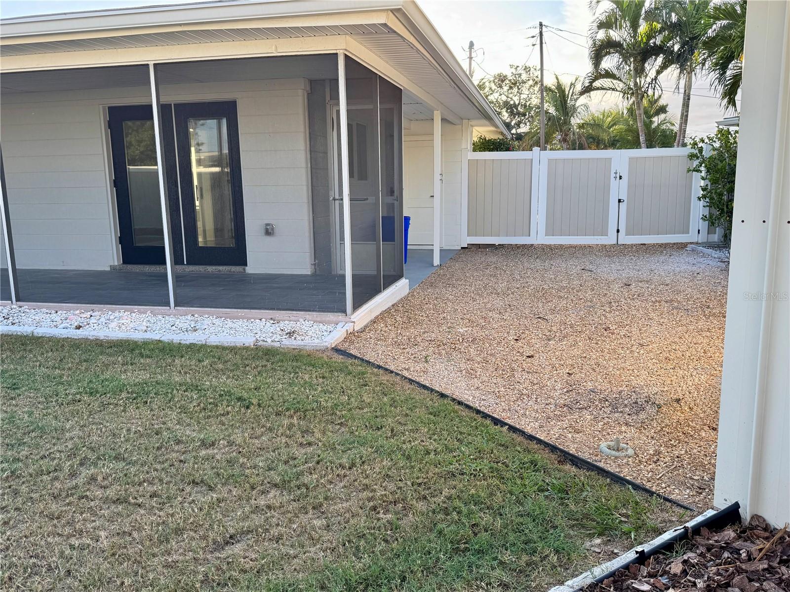 745 SUNSET CV, MADEIRA BEACH, FL, 33708