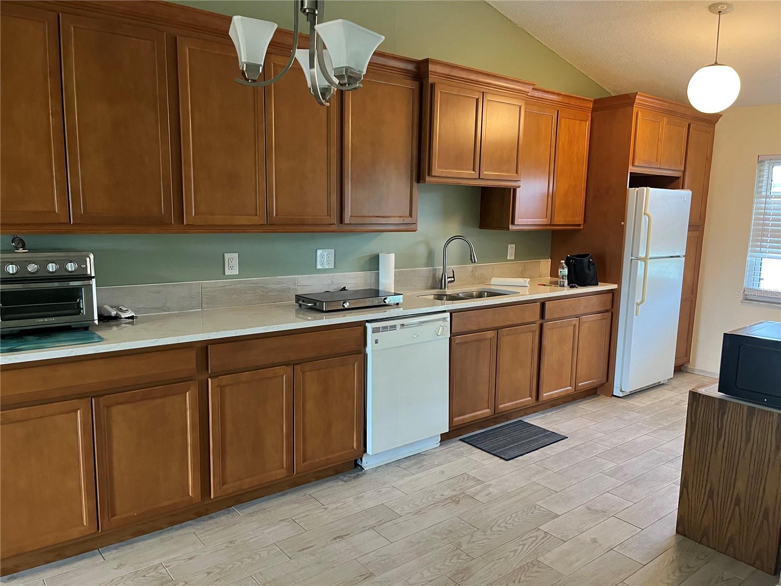 10700 41ST CT N, CLEARWATER, FL, 33762