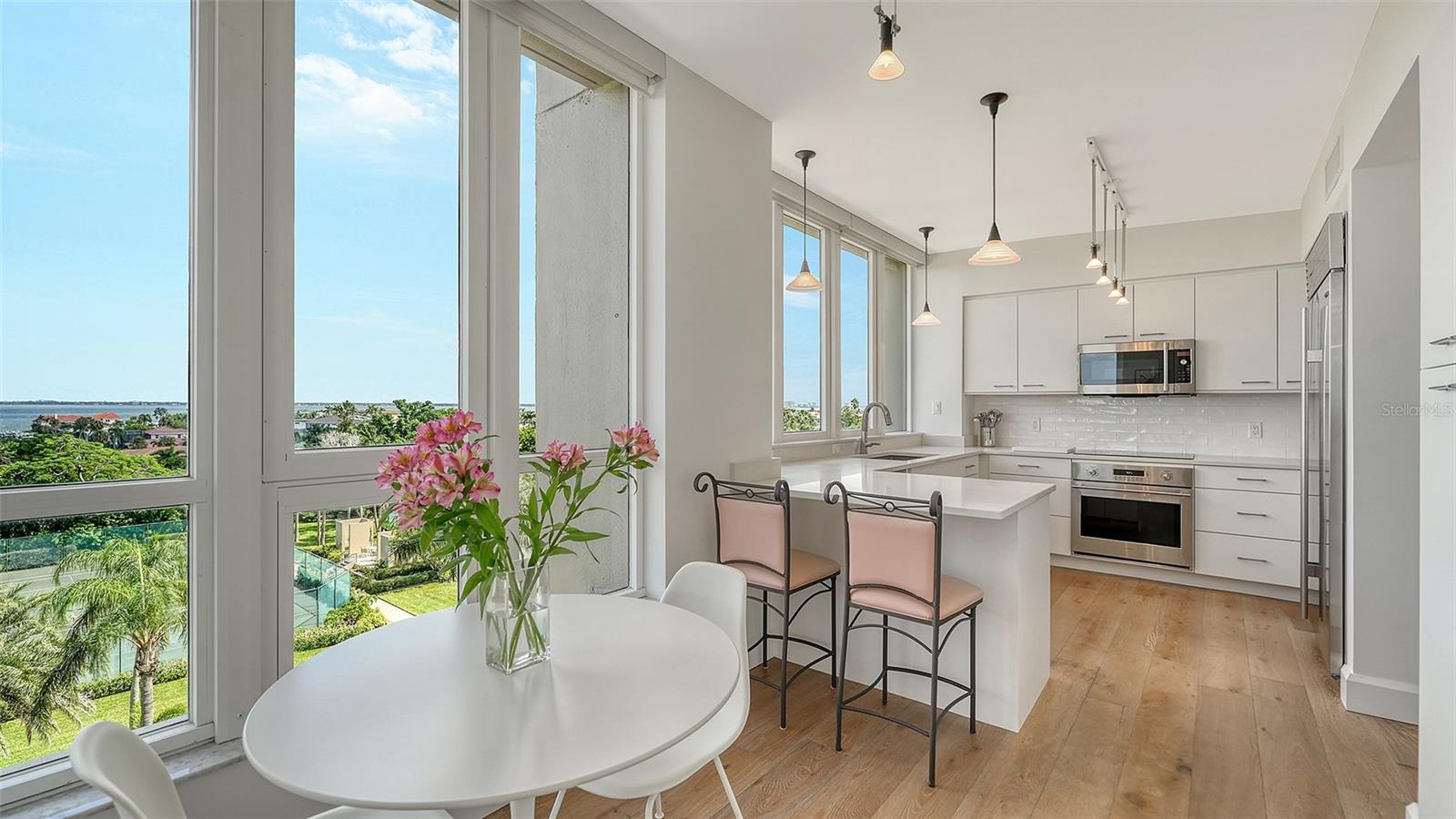 1211 GULF OF MEXICO DR #301, LONGBOAT KEY, FL, 34228