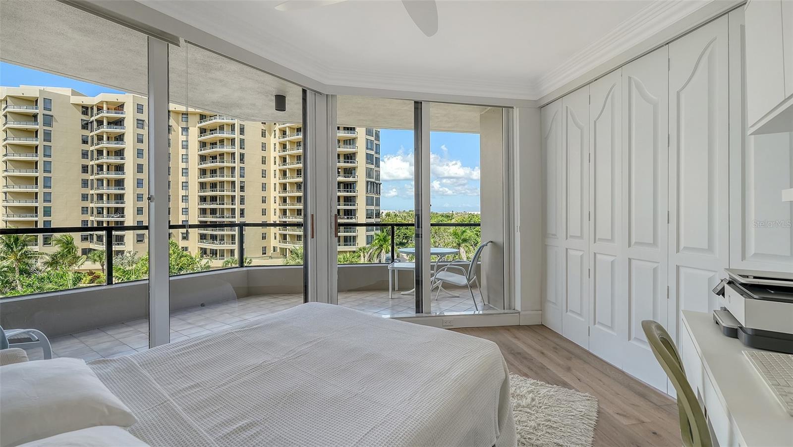 1211 GULF OF MEXICO DR #301, LONGBOAT KEY, FL, 34228