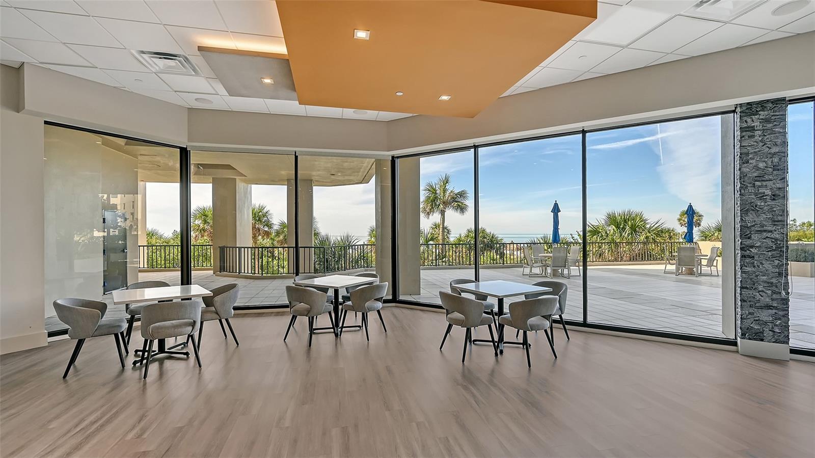 1211 GULF OF MEXICO DR #301, LONGBOAT KEY, FL, 34228