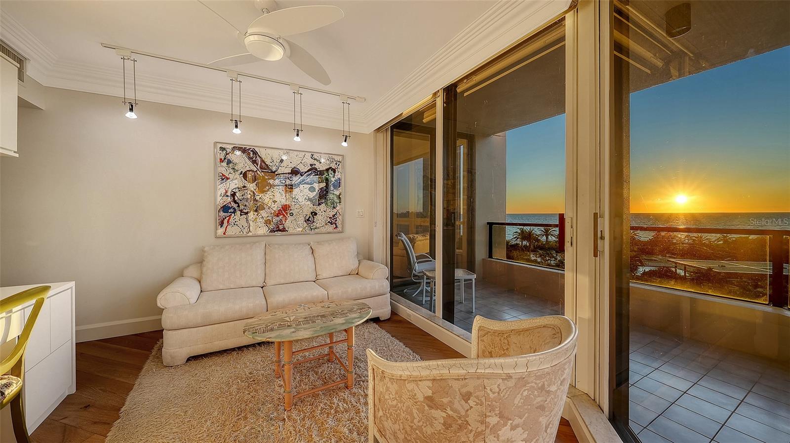 1211 GULF OF MEXICO DR #301, LONGBOAT KEY, FL, 34228