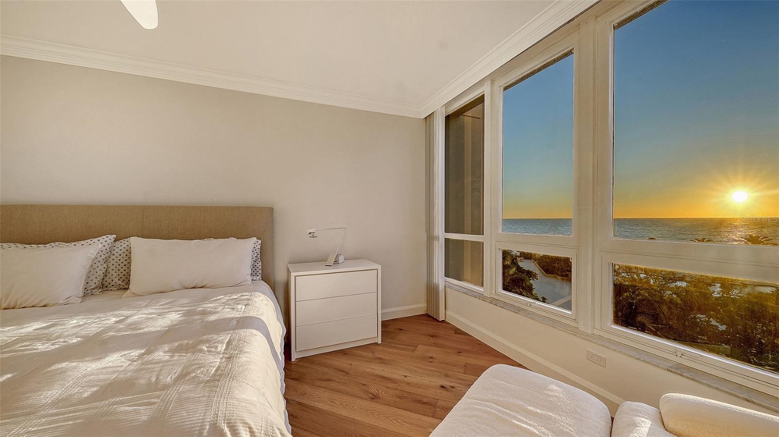 1211 GULF OF MEXICO DR #301, LONGBOAT KEY, FL, 34228