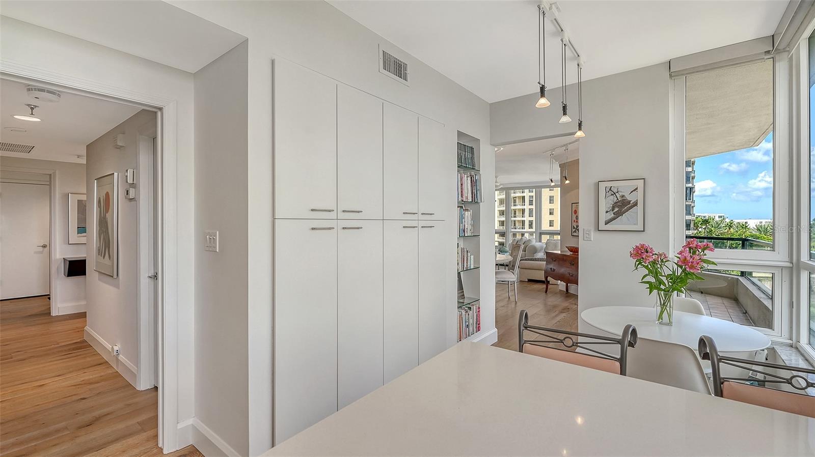 1211 GULF OF MEXICO DR #301, LONGBOAT KEY, FL, 34228