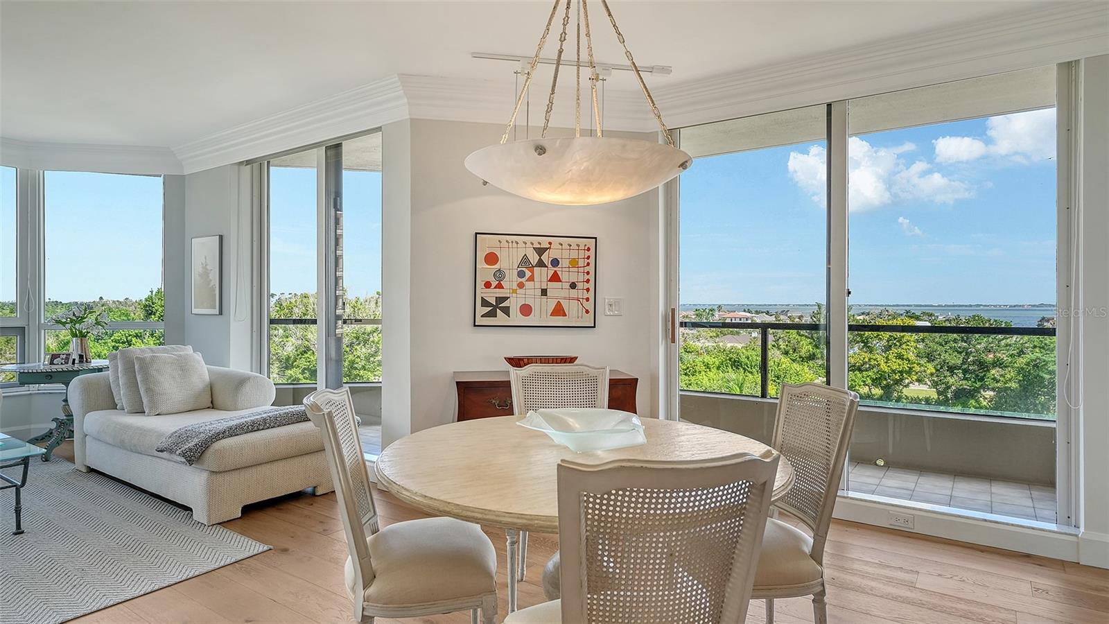 1211 GULF OF MEXICO DR #301, LONGBOAT KEY, FL, 34228