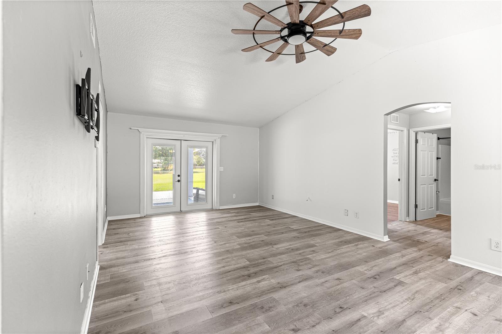 8984 SE 126TH PL, BELLEVIEW, FL, 34420