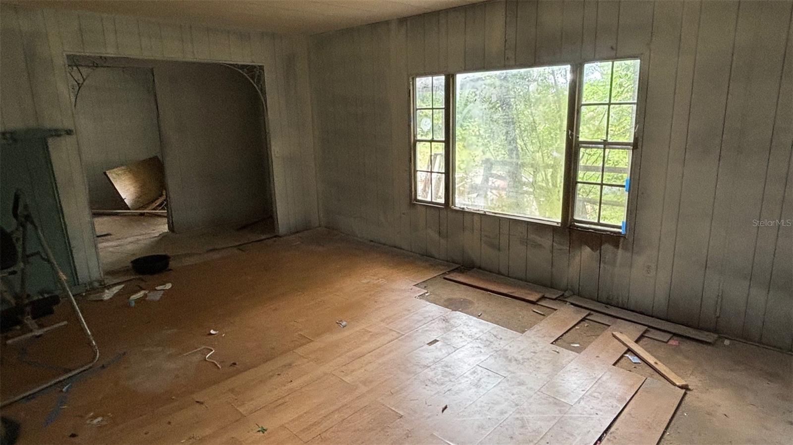 8185 S JASMINE AVE, MELROSE, FL, 32666