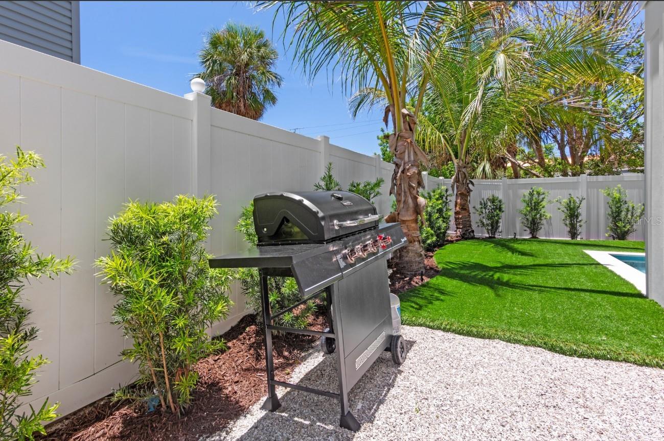 2412 AVENUE C, BRADENTON BEACH, FL, 34217