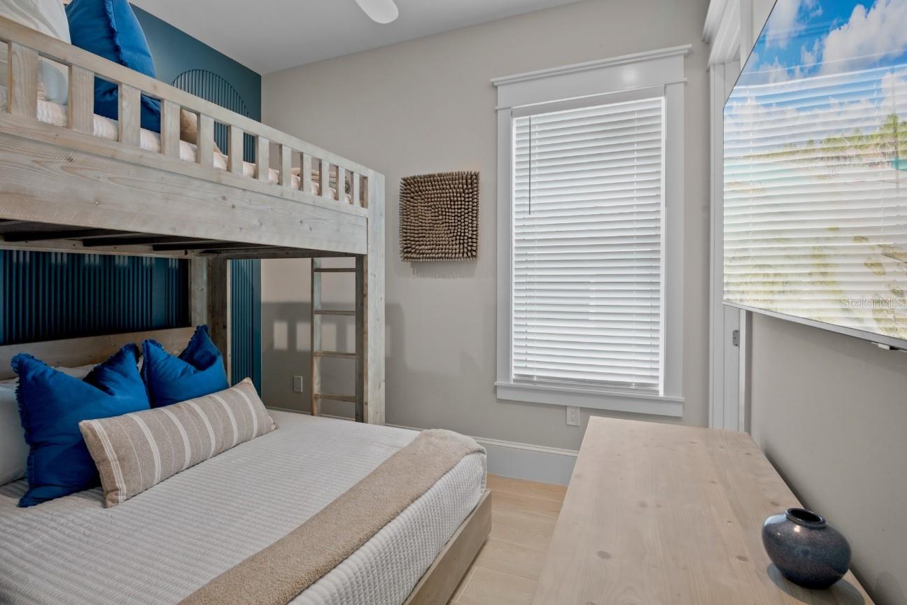 2412 AVENUE C, BRADENTON BEACH, FL, 34217