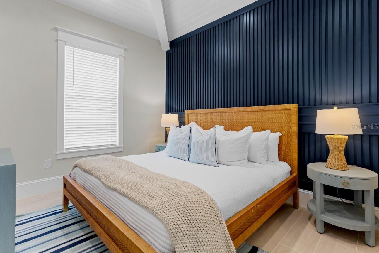 2412 AVENUE C, BRADENTON BEACH, FL, 34217