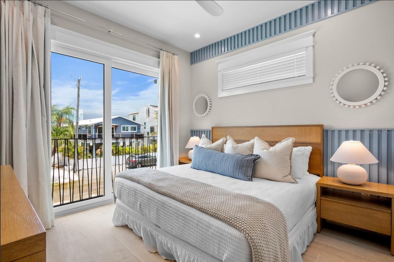 2412 AVENUE C, BRADENTON BEACH, FL, 34217