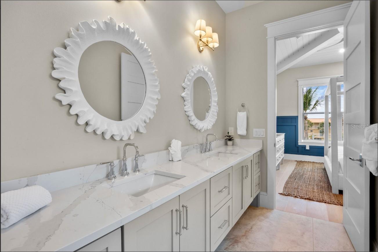 2412 AVENUE C, BRADENTON BEACH, FL, 34217