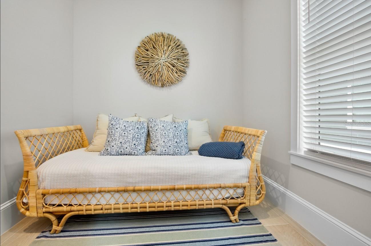 2412 AVENUE C, BRADENTON BEACH, FL, 34217