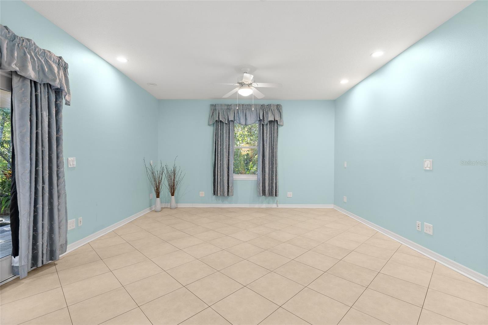 4800 DIKE RD, OVIEDO, FL, 32765