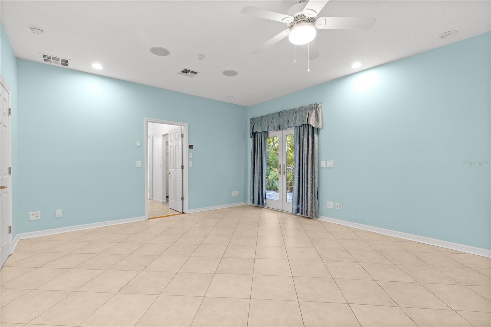 4800 DIKE RD, OVIEDO, FL, 32765