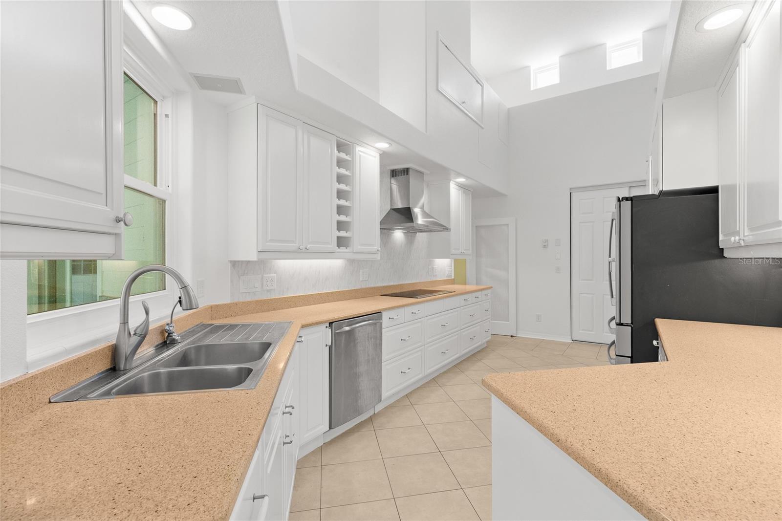 4800 DIKE RD, OVIEDO, FL, 32765