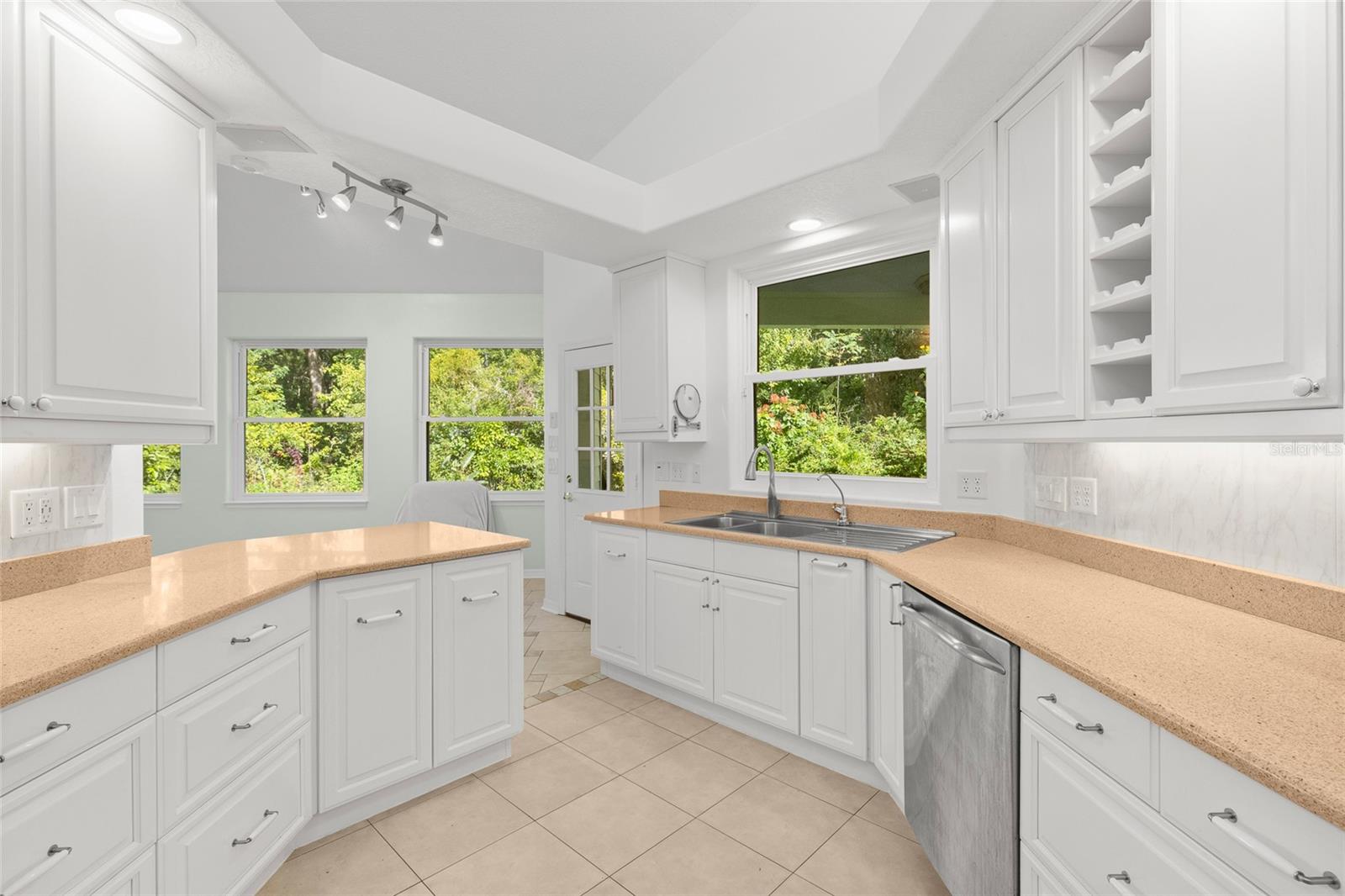 4800 DIKE RD, OVIEDO, FL, 32765