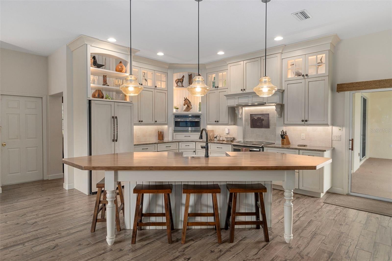 4202 N PONY DR, BEVERLY HILLS, FL, 34465