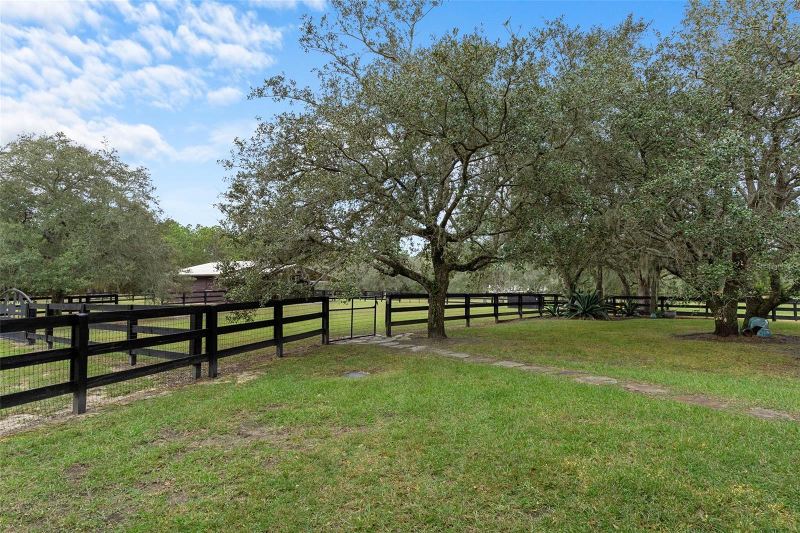 4202 N PONY DR, BEVERLY HILLS, FL, 34465