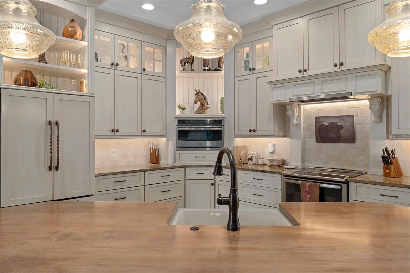 4202 N PONY DR, BEVERLY HILLS, FL, 34465