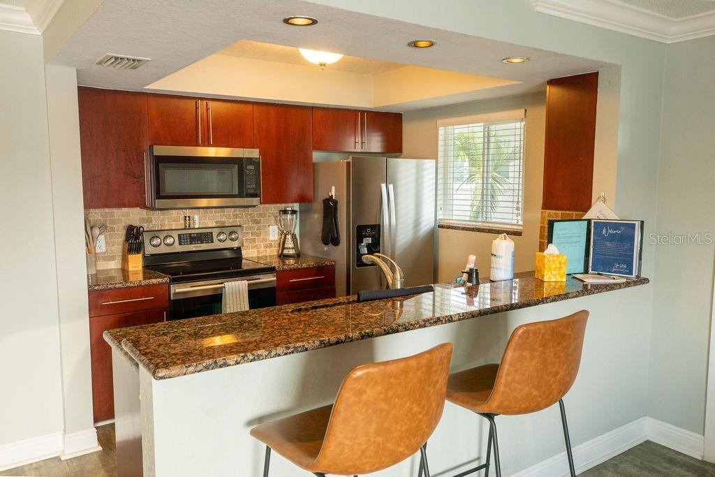 185 BRIGHTWATER DR #5, CLEARWATER BEACH, FL, 33767