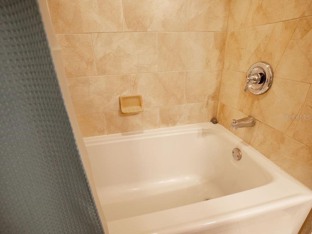 185 BRIGHTWATER DR #5, CLEARWATER BEACH, FL, 33767