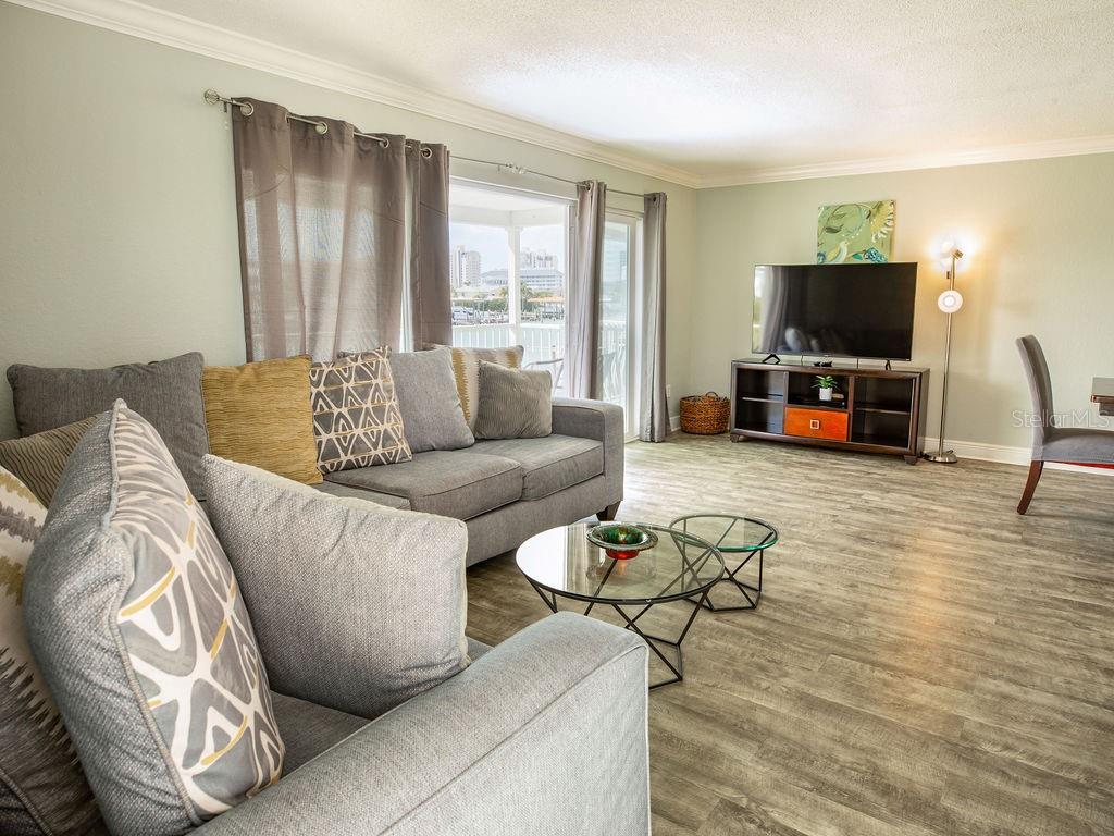 185 BRIGHTWATER DR #5, CLEARWATER BEACH, FL, 33767