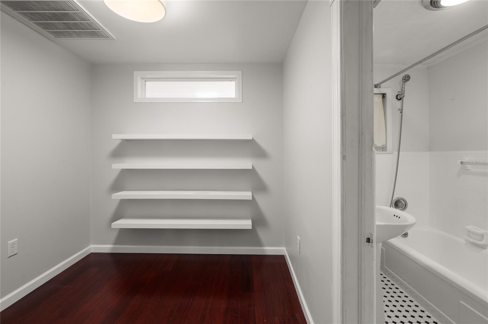 40 W SMITH ST, WINTER GARDEN, FL, 34787